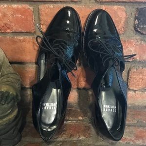STUART WEITZMAN Cutout Patent Lace-Up Oxfords 8